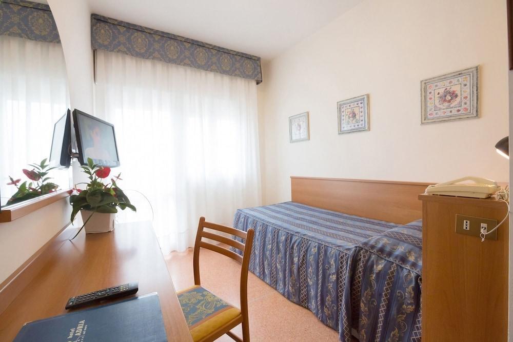 Hotel Adria Sul Mare Caorle Zewnętrze zdjęcie