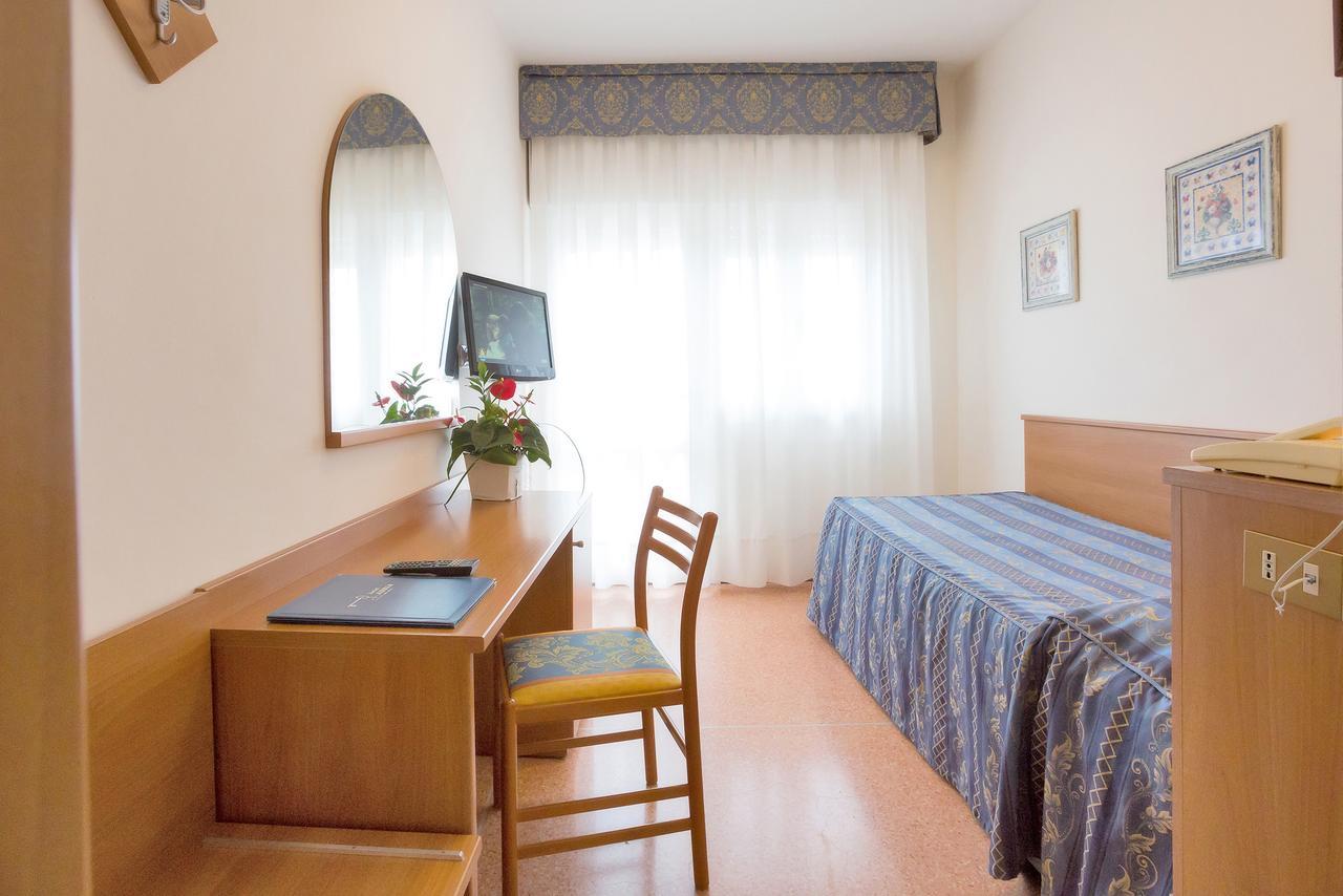 Hotel Adria Sul Mare Caorle Zewnętrze zdjęcie